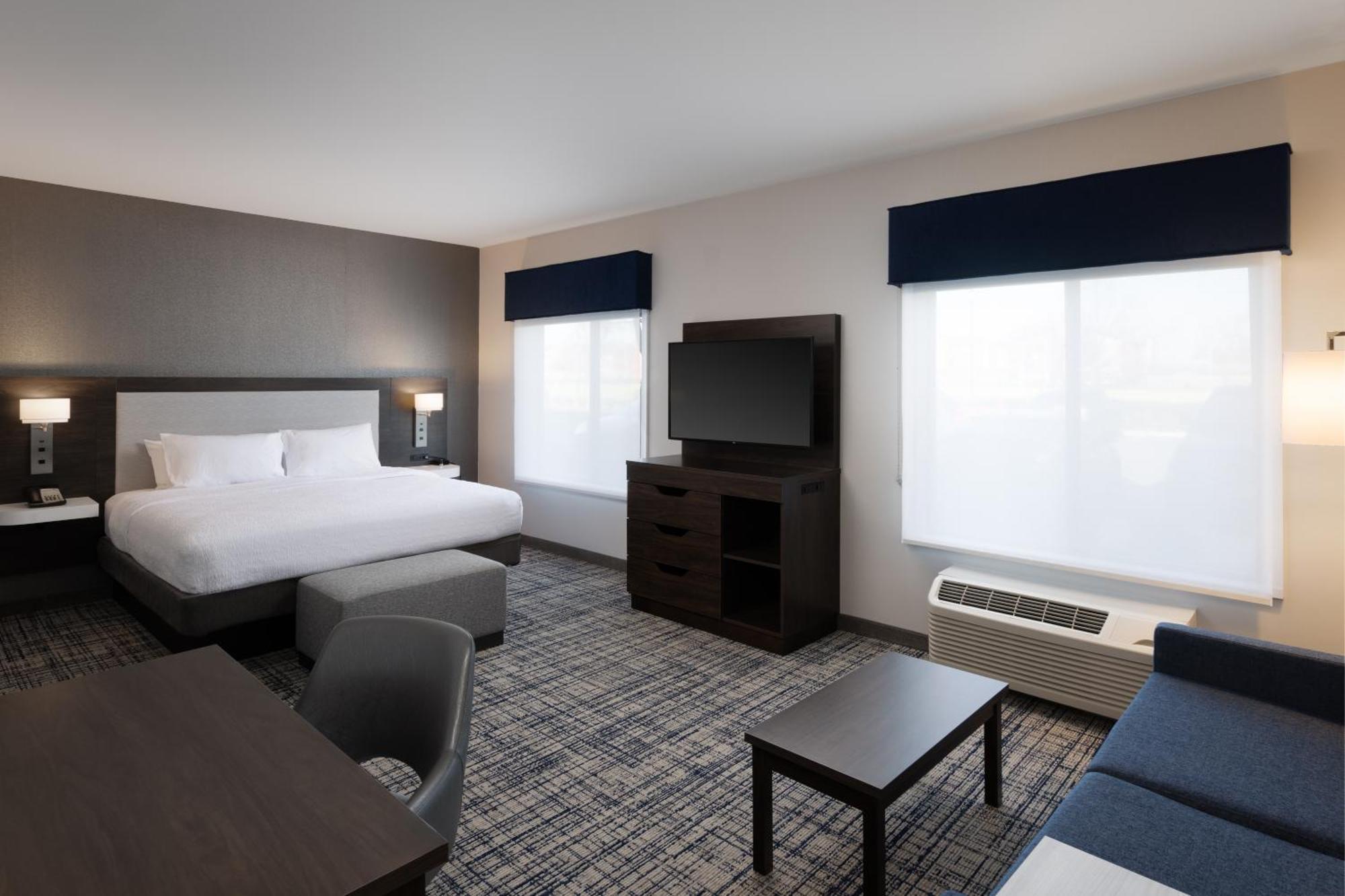Hampton Inn & Suites Manteca Exterior photo